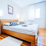 Amazing Home In Zaton Obrovacki
