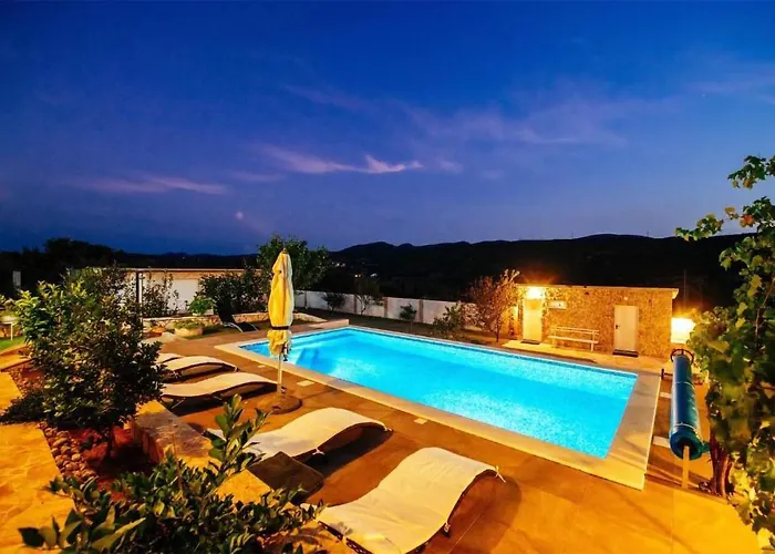 Amazing Home In Zaton Obrovacki *