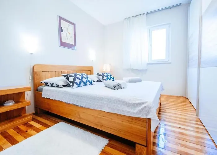 Amazing Home In Zaton Obrovacki